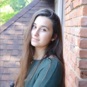 Meet your Posher, Izabella